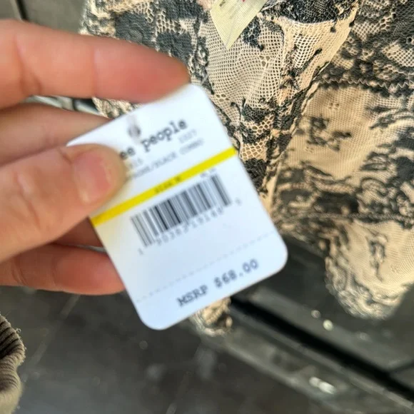 Free people too cute to handle bodysuit - Picture 4 of 6